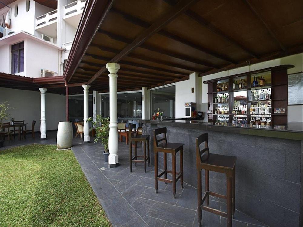 Berjaya Hotel Colombo Dehiwala-Mount Lavinia Eksteriør billede