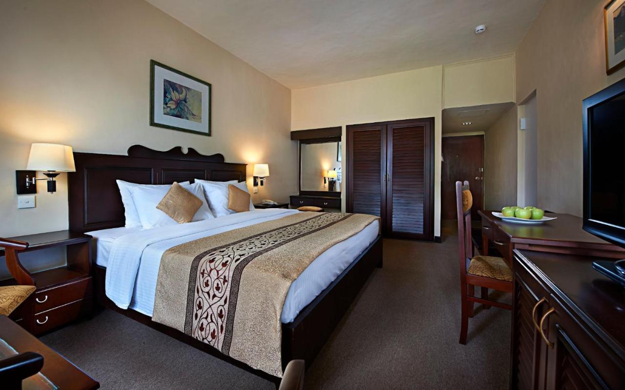 Berjaya Hotel Colombo Dehiwala-Mount Lavinia Eksteriør billede