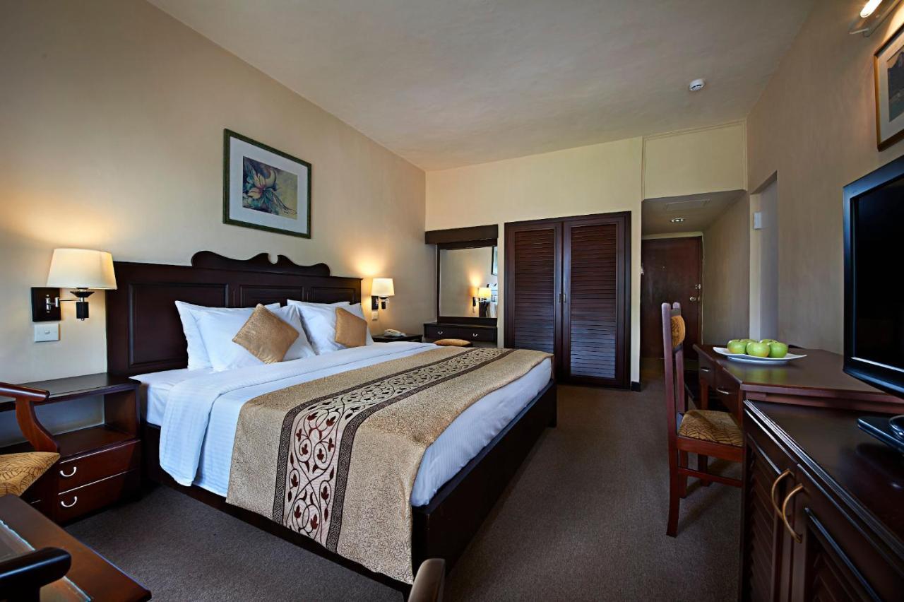 Berjaya Hotel Colombo Dehiwala-Mount Lavinia Eksteriør billede